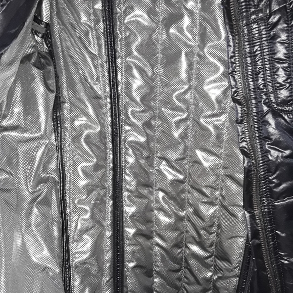 Columbia Puffer Jacket - Picture 6 of 7